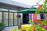 Huangguoshu I DO Art Hotel (1st Tourist Service Center, Huangguoshu Scenic Area) - bar