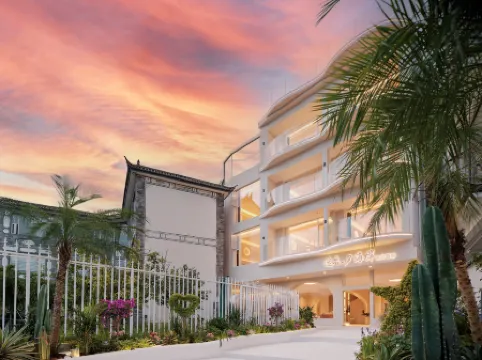 Lost Xi coast seascape hotel