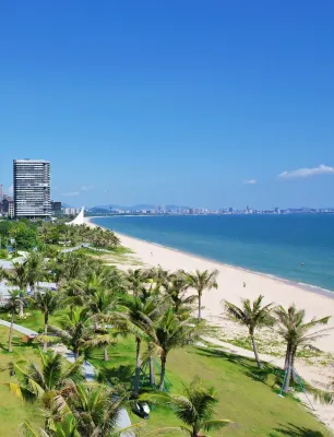 Blue Bay Seaview Resort (Shanwei Poly Jinluwan Branch) Отели рядом с достопримечательностью «Южный Университет Главного Университета (Кампунь Цуй-Тэй)»
