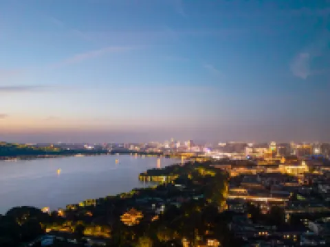 杭州南山別院（西湖風景區柳浪聞鶯公園店）