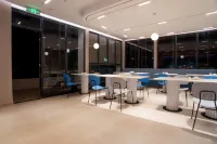 Home Inn (Chaozhou Bell Tower People's Square Branch)