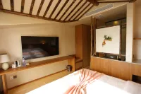 Beiji Village Beixun Wooden House Hotel