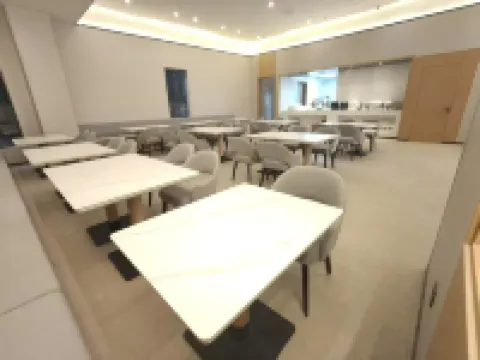 โรงแรมเรเซน เซเลคท์ หย่าอัน