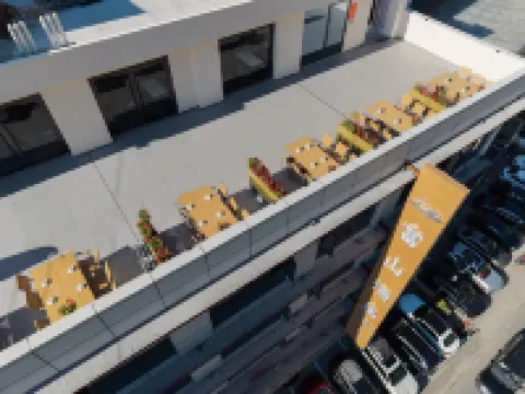 โรงแรมฟูชัน (โรงแรมออกซิเจนที่นิยมและสะดวกที่สุดที่ทางเข้าเขตทัศนียภาพ) โรงแรมในเซี่ยวจิน