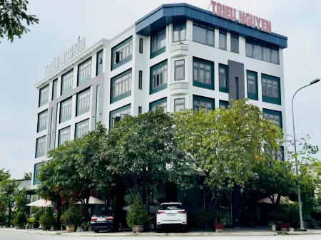 Trieu Nguyen Hotel