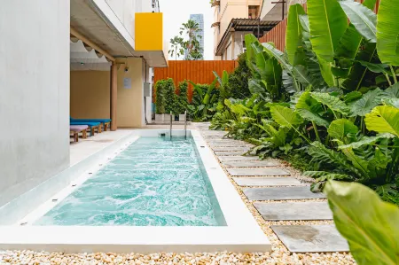 VELA be Bangkok Siam Отели рядом с достопримечательностью «Banglamphu»