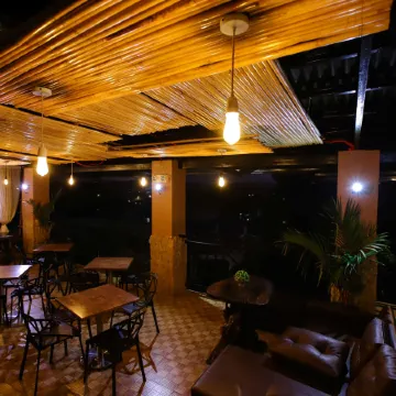 Marco’s Tourist Inn by RedDoorz