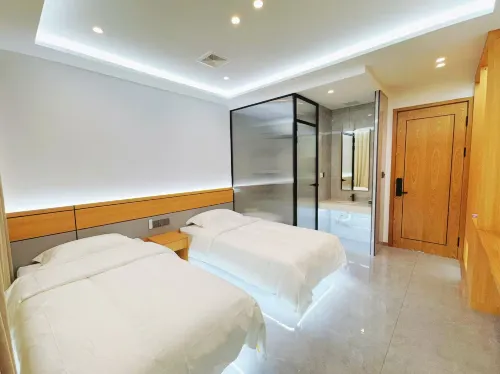 Fuyu Shuanglu Business Hotel