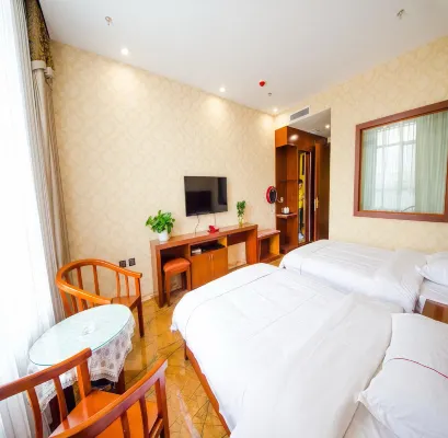 Xiyou Hotel (Korla Petrochemical Avenue)