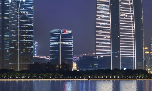 W Suzhou