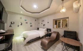 Ilsan (Daehwa) Wainscot Hotel