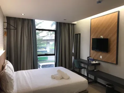 Hotel 99 Seri Kembangan Serdang Hotels near Farm In The City