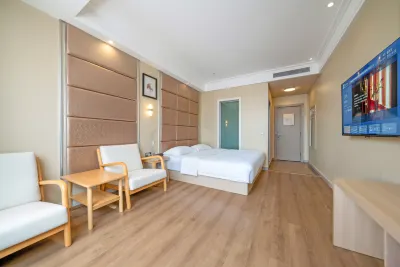 Yi Lai Hotel(Xinyang Railway Station) Hotels near Xinyang Railway Station