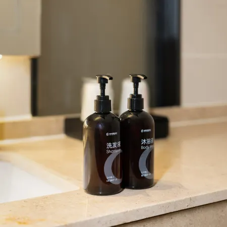 City Comfort Inn Hotel (Wuzhou High-speed Railway South Station Canghai Park)
