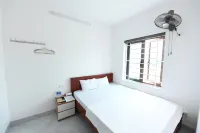 Hoàng Anh Hotel - parking