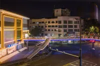 HanTing Hotel (Yichang Jiefang Road Pedestrian Street Erma Road Branch) 이창 호텔