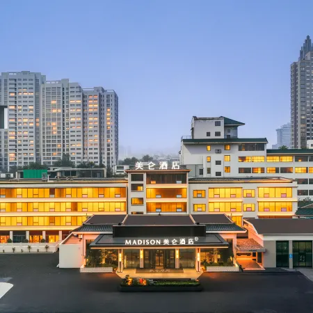 Madison Hotel of Pangdonglai on Jinsui Avenue in Xinxiang