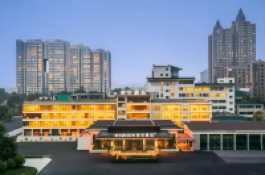 Madison Hotel of Pangdonglai on Jinsui Avenue in Xinxiang