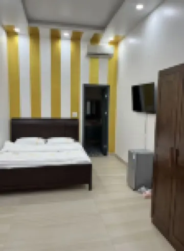 QI LU INTERNATIONAL HOTEL
