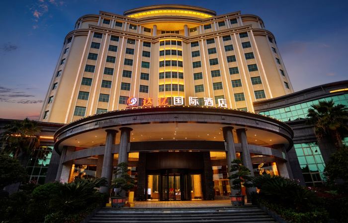 lnternational hotel
