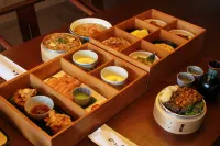 Den Basta Ryokan Mandeok