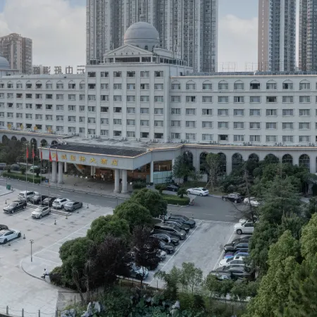 Tiancheng International Hotel (Xiantao Mian Street Branch)