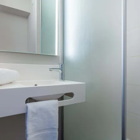 B&B Hotel Chartres Oceane Hotels in Chartres