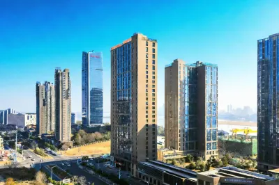 FUNGEE High-Rise River View Hotel (Honggutan, Jiangxi Provincial Museum, Nanchang)  호텔