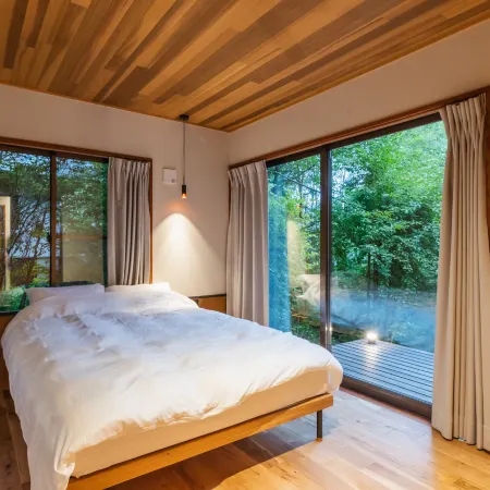 COCO VILLA Yatsugatake — Sauna, BBQ & fireplace, outdoor retreat with forest bathing and patio golf