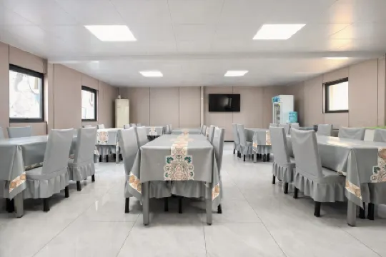 Kailian Wenni'er Hotel (Baoding Zhili Governor's Office Museum Xidajie Branch)