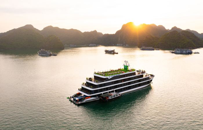 Velar of the Sea Cruise