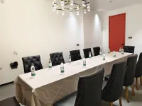 Lantian Hotel (Hulunbuir Ancient City) - Business
