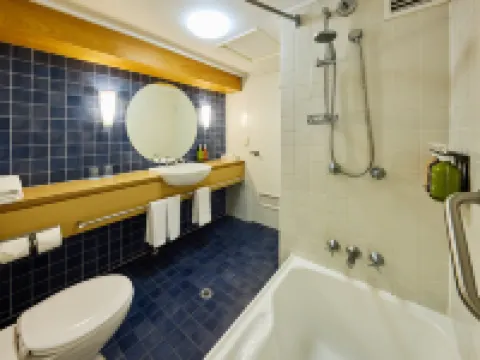 โรงแรมข้างฝั่งทะเล Cairns โรงแรมในแคนส์