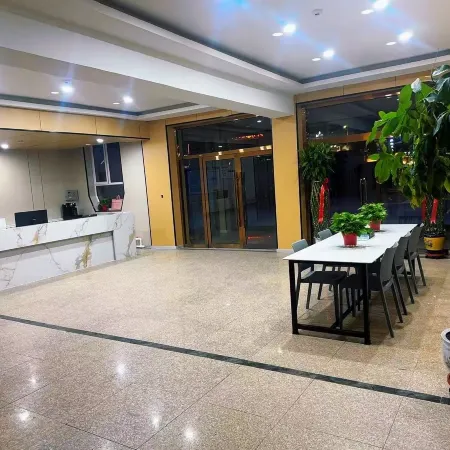 Hongtai Hotel (Renhe Hospital)
