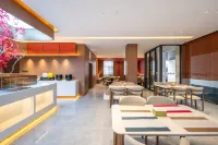 Jifeng Hotel (Kaifeng Wansuishan Martial Arts City & Henan University Minglun Campus) - Breakfast
