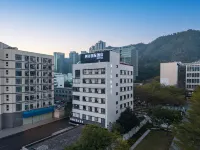 網谷國際飯店(深圳灣口岸海上世界店) 水湾附近的飯店
