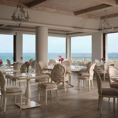 Civitel Creta Beach Отели рядом с достопримечательностью «Пляж Амудара»