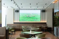 Xingduo Hotel (People's Square Nengren Lane)
