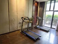 Parkview Hotel (Xinxiang Hongrun Xinyuecheng Heping Road Branch)