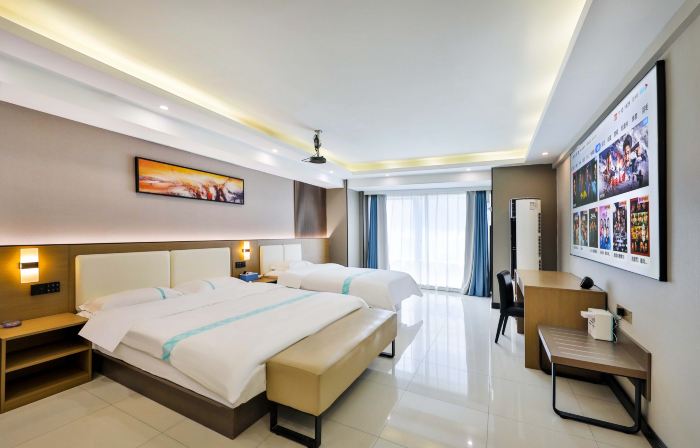 Shijian Homestay (Shenyang North Railway Station Financial Center Subway Station)