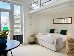 Reef Lodge