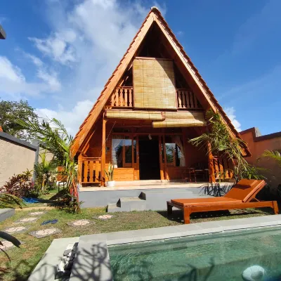 D'Cabin Villa Uluwatu Отели рядом с достопримечательностью «Тирта Улувату»