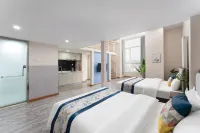 DreamHaven Seaside Loft with Home Theater Hotel