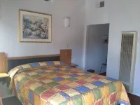 Santa Fe Motel Tehachapi by Hotel O Hotel di Tehachapi