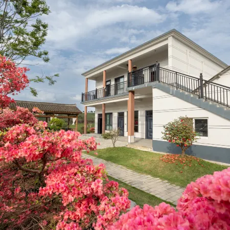 Yuezhiju Homestay
