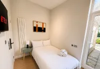 Modern Studio in the Heart of Hounslow! - ห้องครัว
