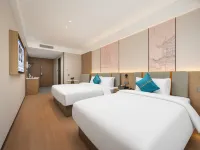 Fairyland Hotel (Dandong Fengcheng Fenghuang Mountain) Hotels in Fengcheng