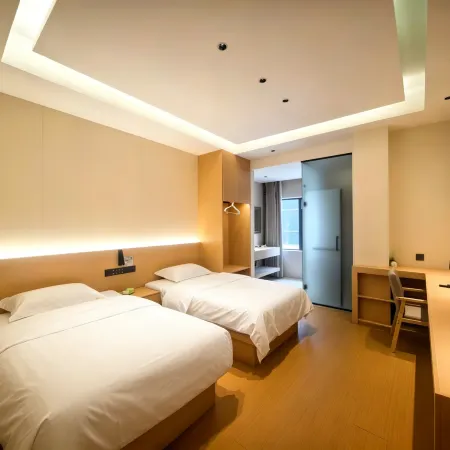 Yunjian Xuerong Residence