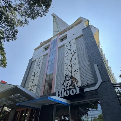 Hemangini Hotel Bandung Hotels near Tjendana Bistro