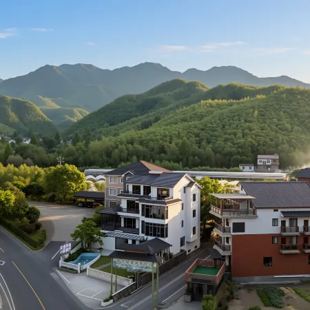 Anji Anshe Homestay (Yunshang Grassland Shop)